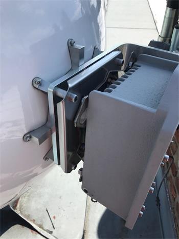 Komplet pro montáž 1S10/Ark 10 GHz k anténě Jirous