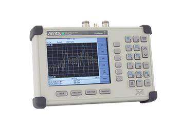 Zápůjčka vektorového analyzátoru Anritsu S332D (SiteMaster)
